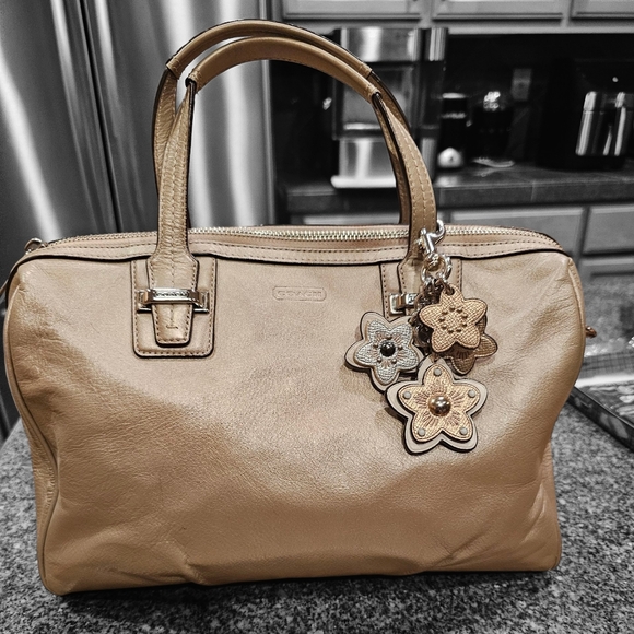 COACH Gold Crossbody Satchel Hand Bag - Picture 1 of 7